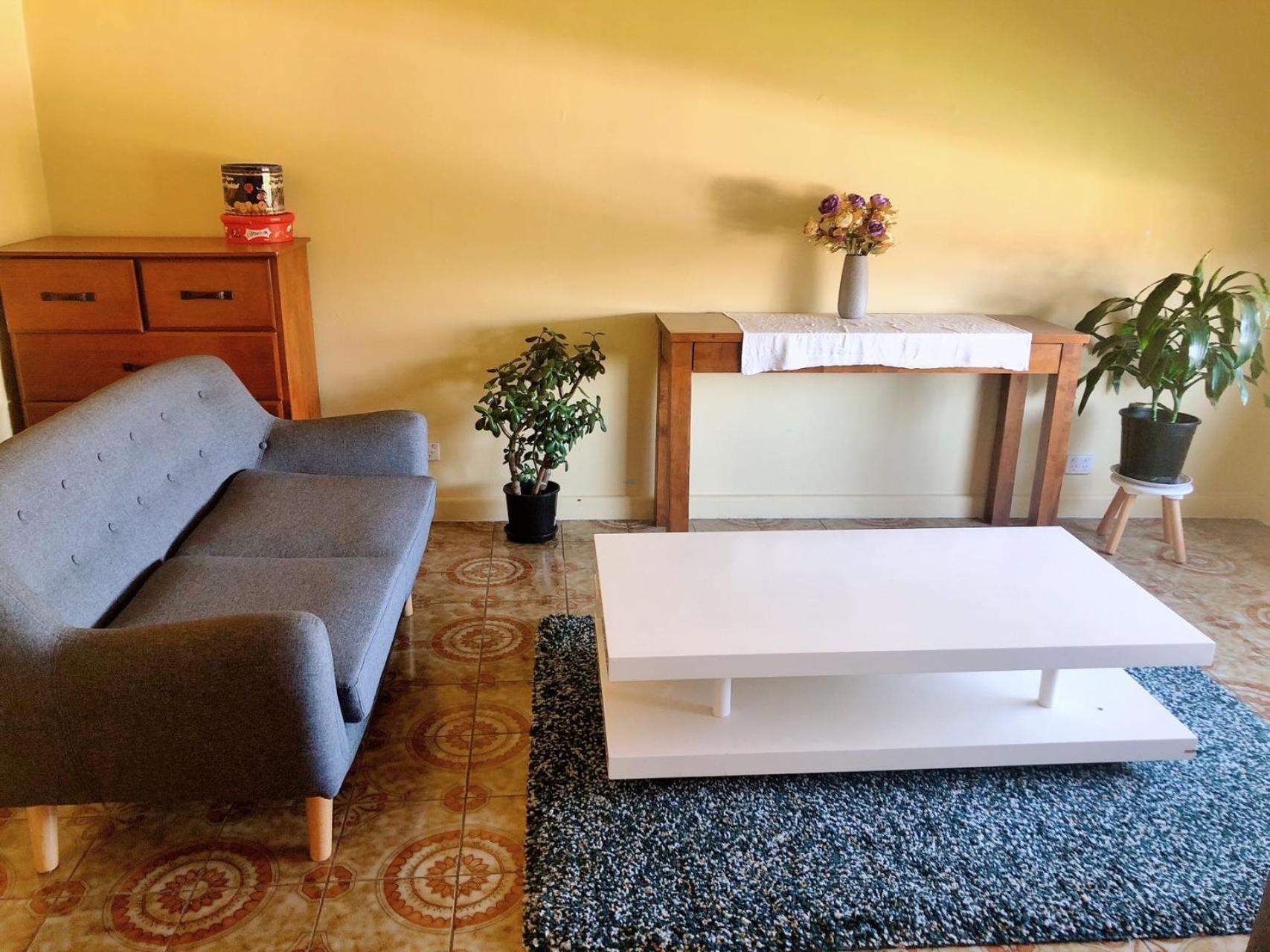A Single Room Near The Railway Station Melbourne Exterior photo